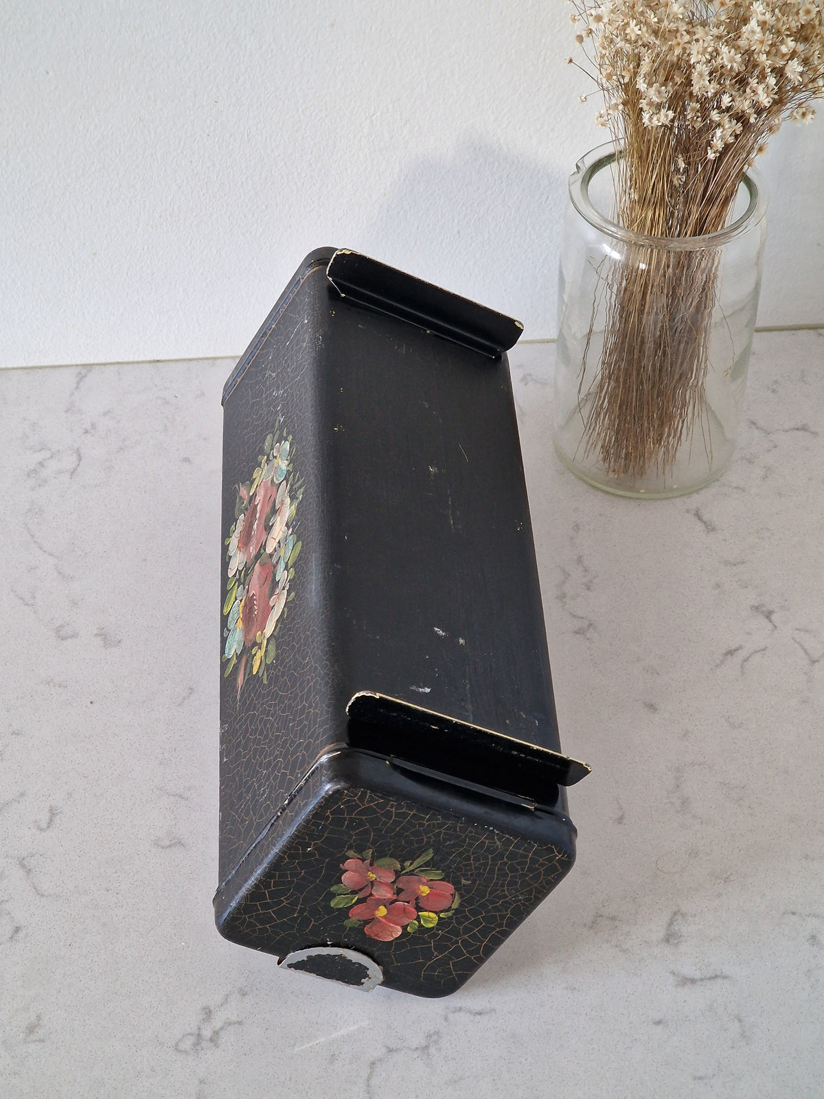 Bread/storage box,