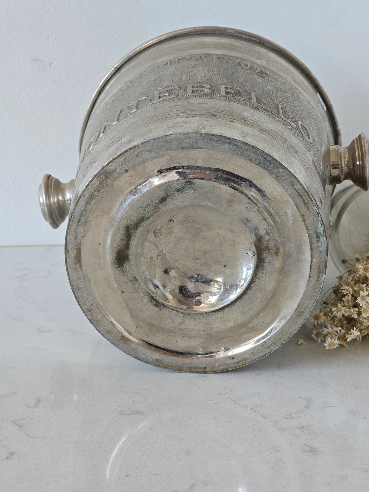 Champagne Montebello cooler 1920-luku