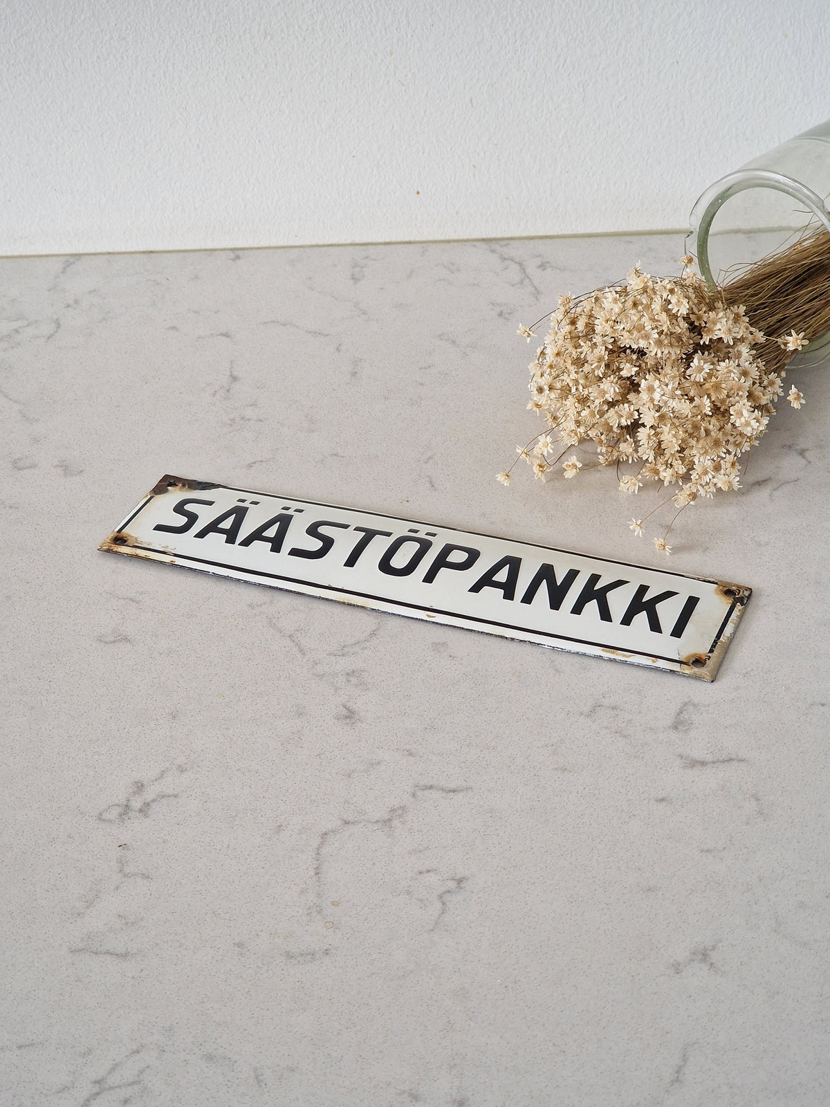 Vanhanajan kyltti, säästöpankki