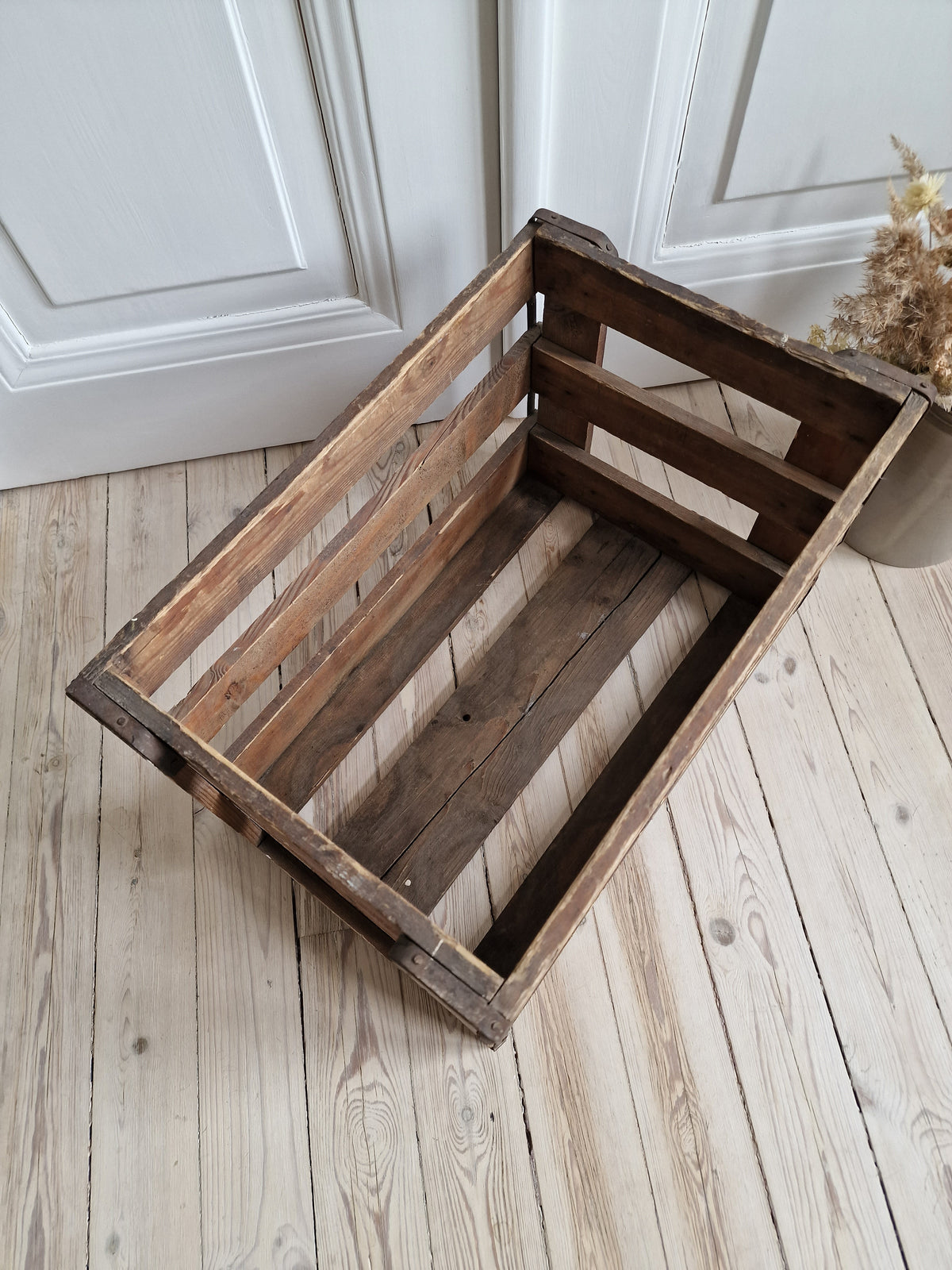 Sinebrychoff bottle basket
