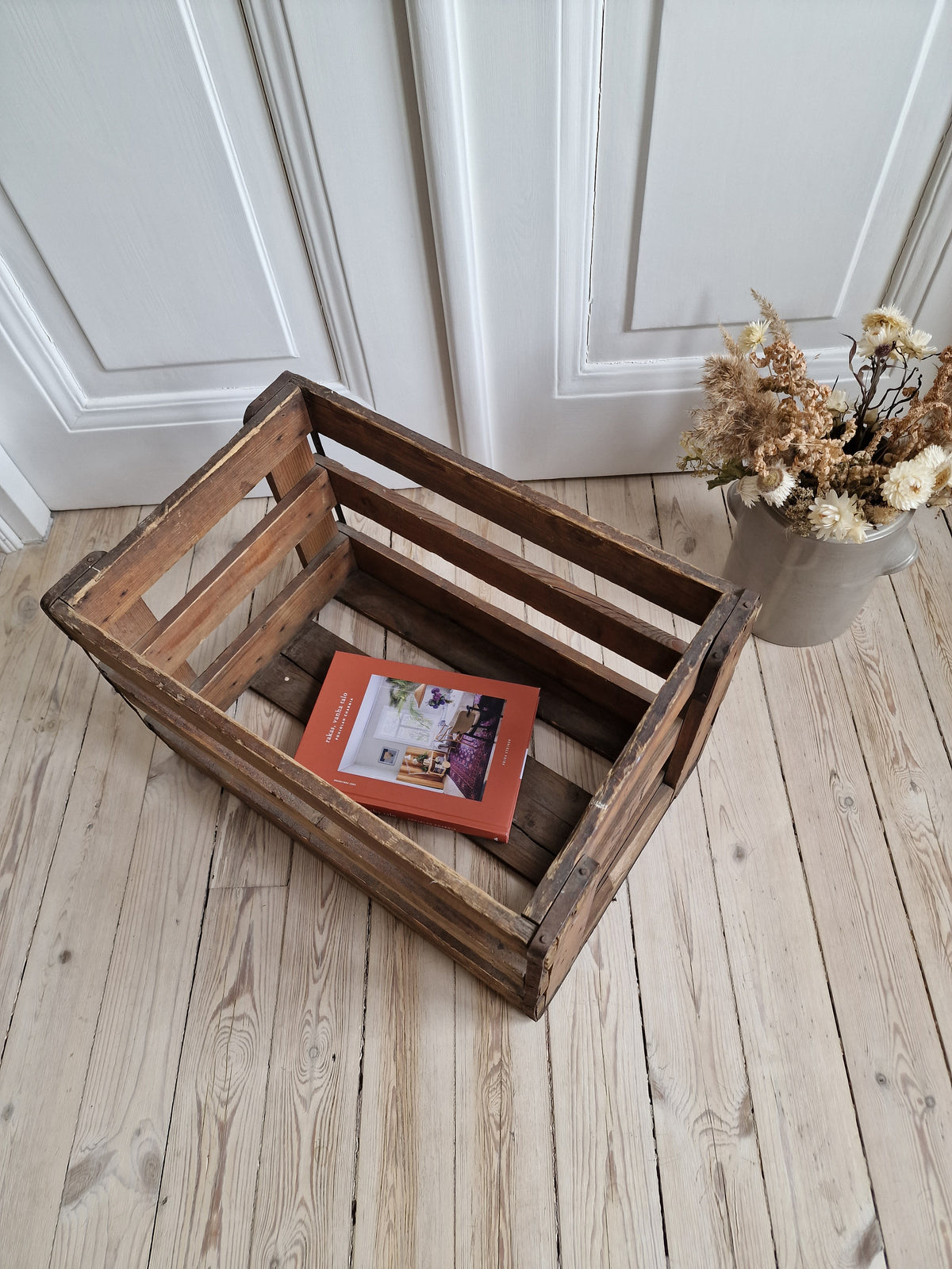 Sinebrychoff bottle basket