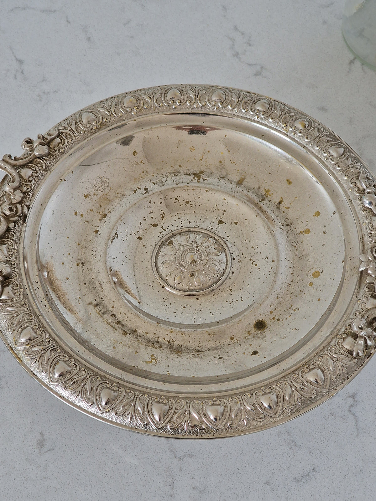 Patinated serving dish