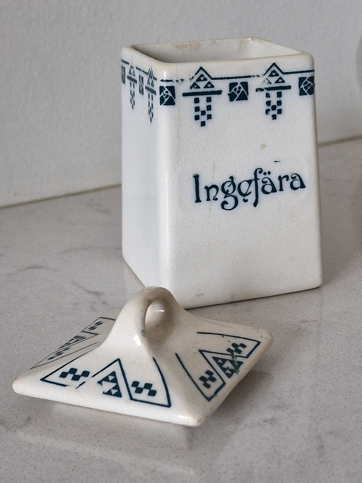 Vanha Gustafsberg fajanssipurkki, keittiöpurkki