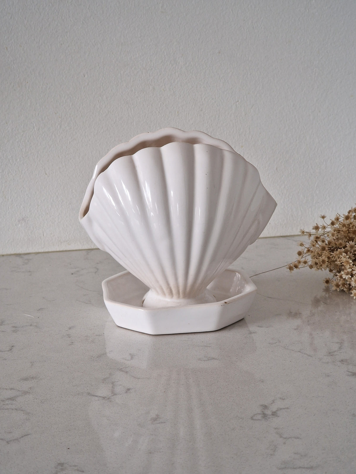 A clam pot