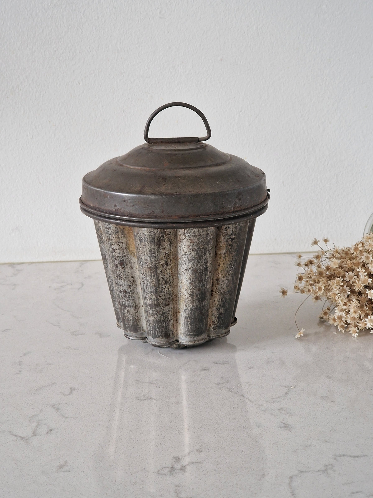 An old pudding/cake mold