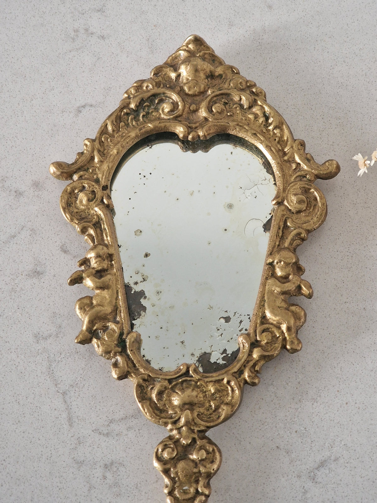 Hand mirror