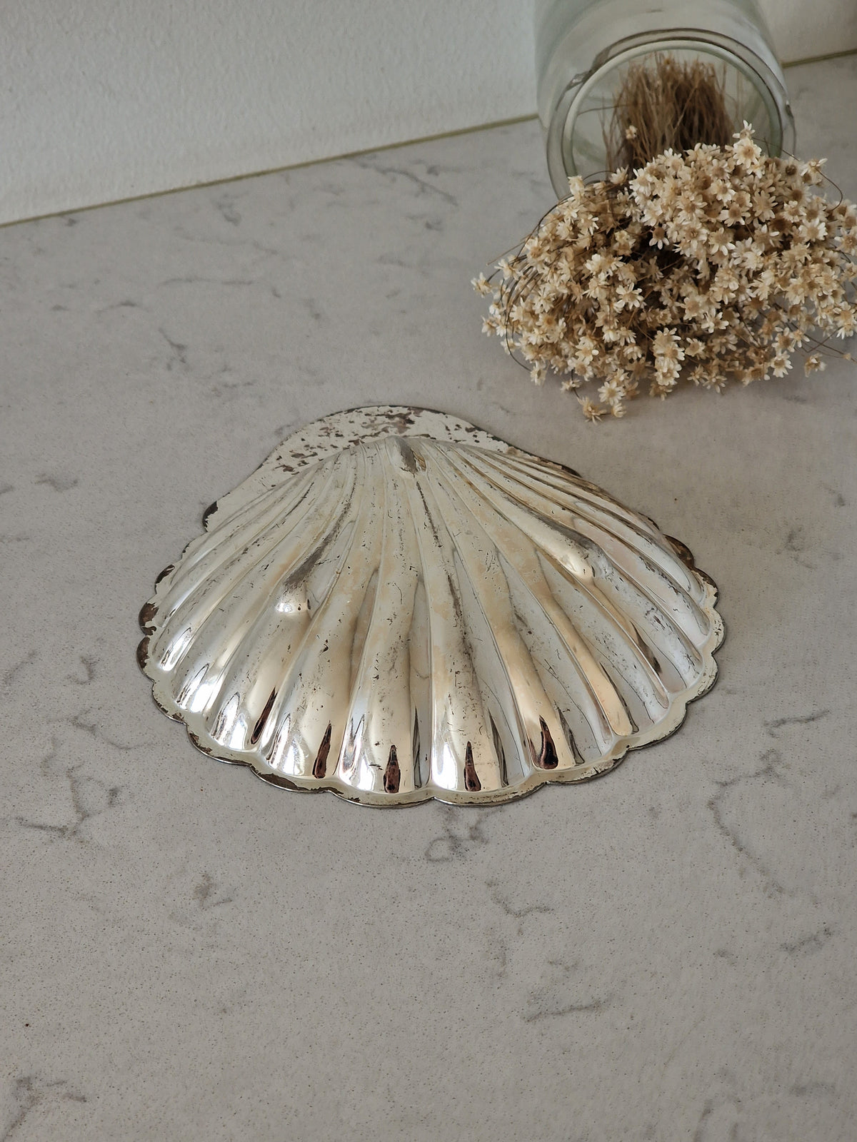 An old clam tray