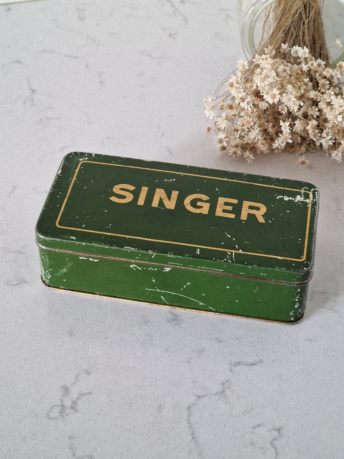 Singer tin box, 1950s