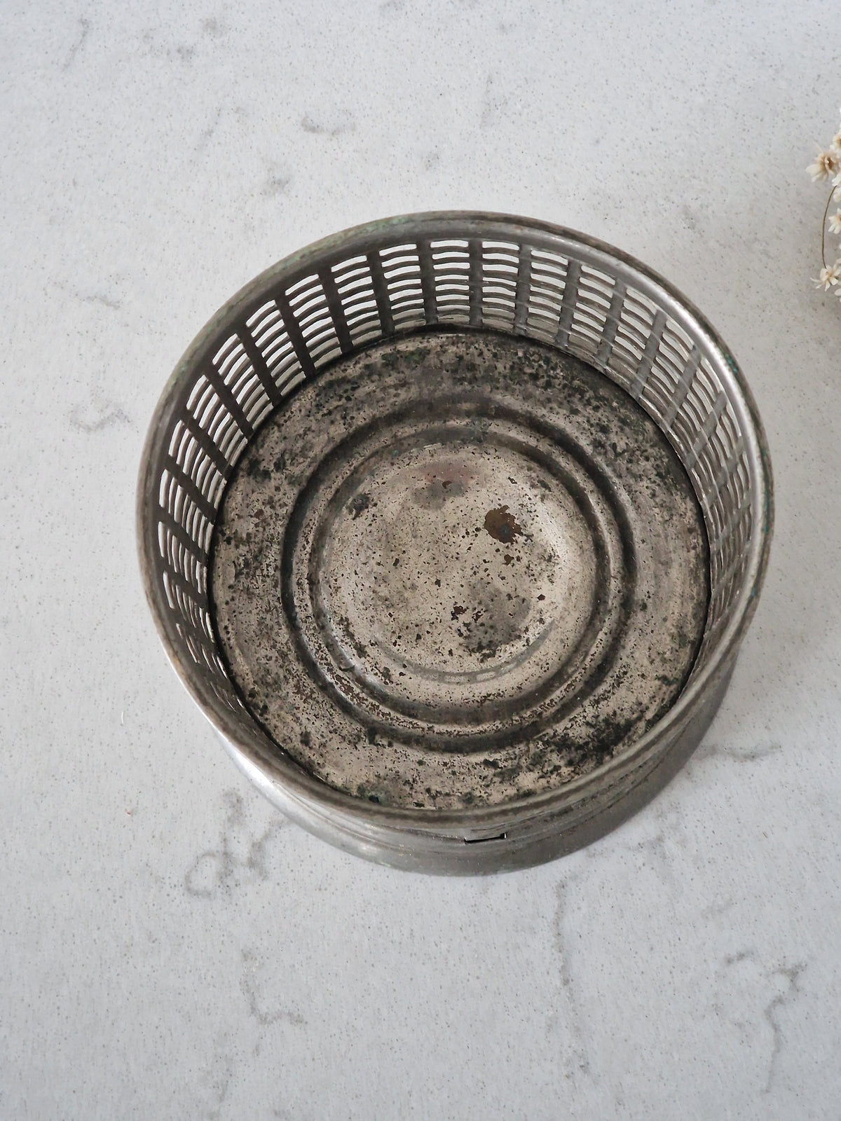 Industrial wine bottle coaster