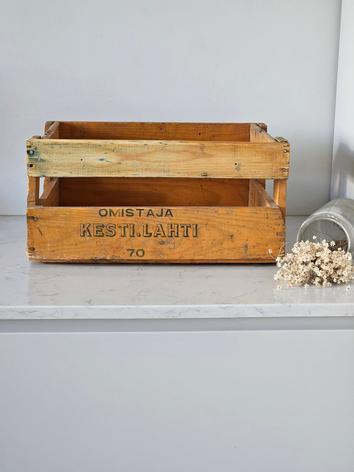 Kesti Lahti wooden box, 1970s