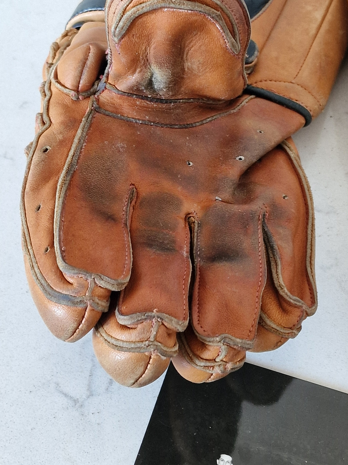Vintage jääkiekkohanskat, Jofa