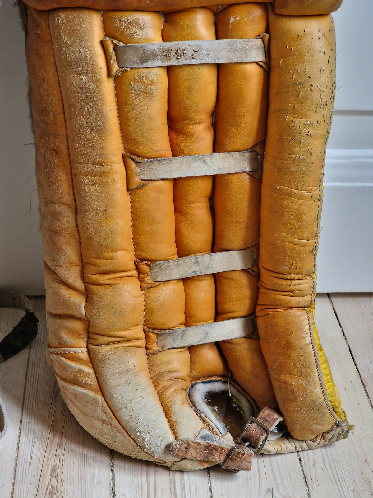 Koho Handmade maalivahdin suojat, 1970-luku