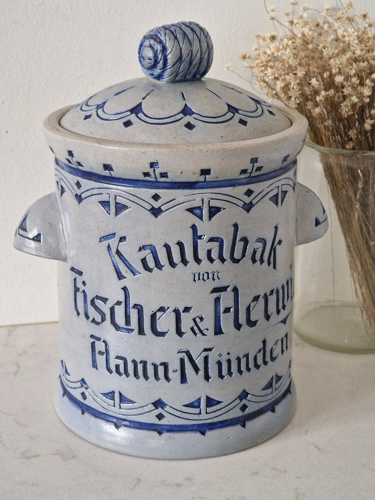 Keraaminen vintage purutupakkapurkki