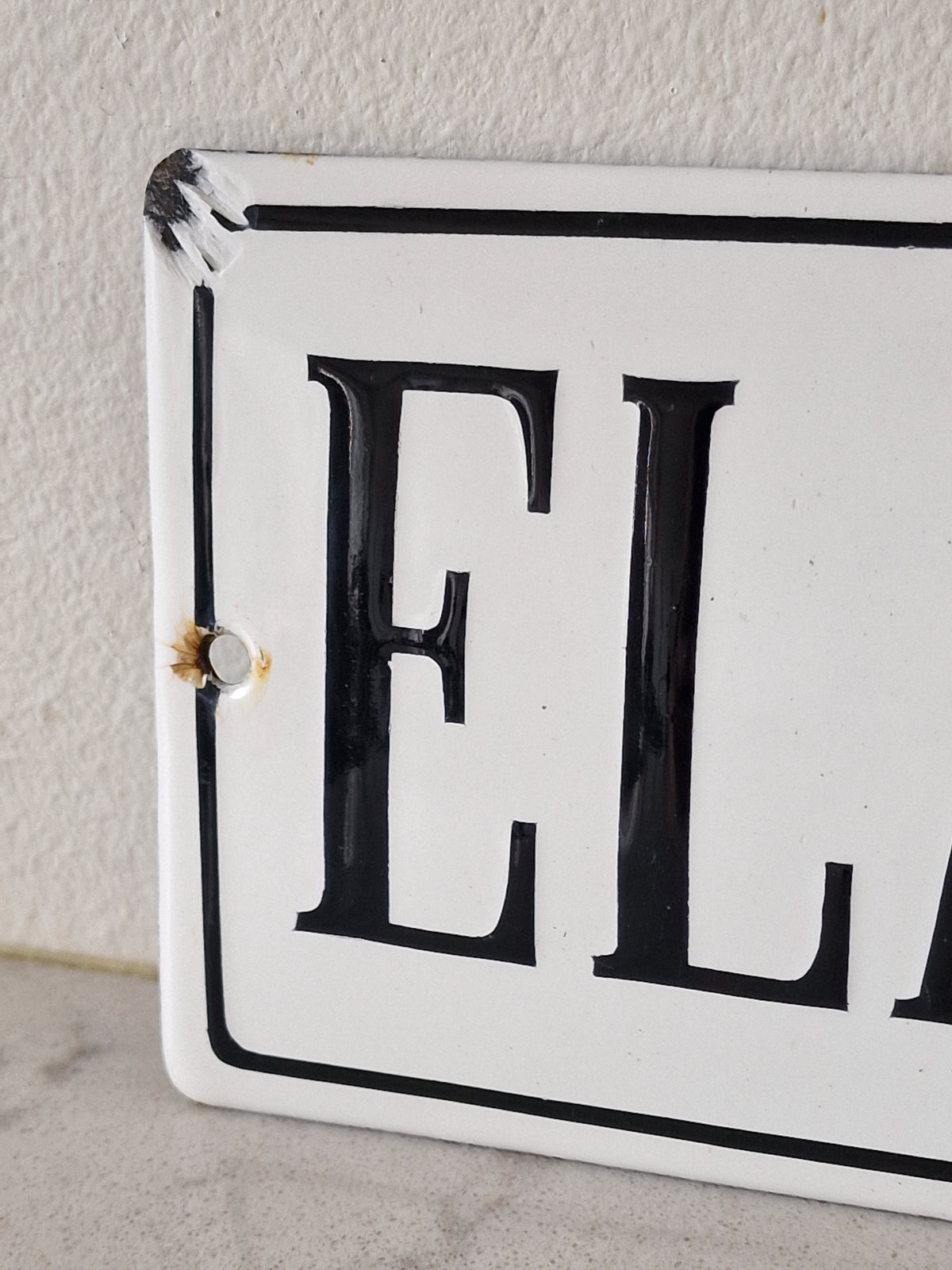 Vanha vintage kyltti / emaloitu kyltti eläinlääkäri