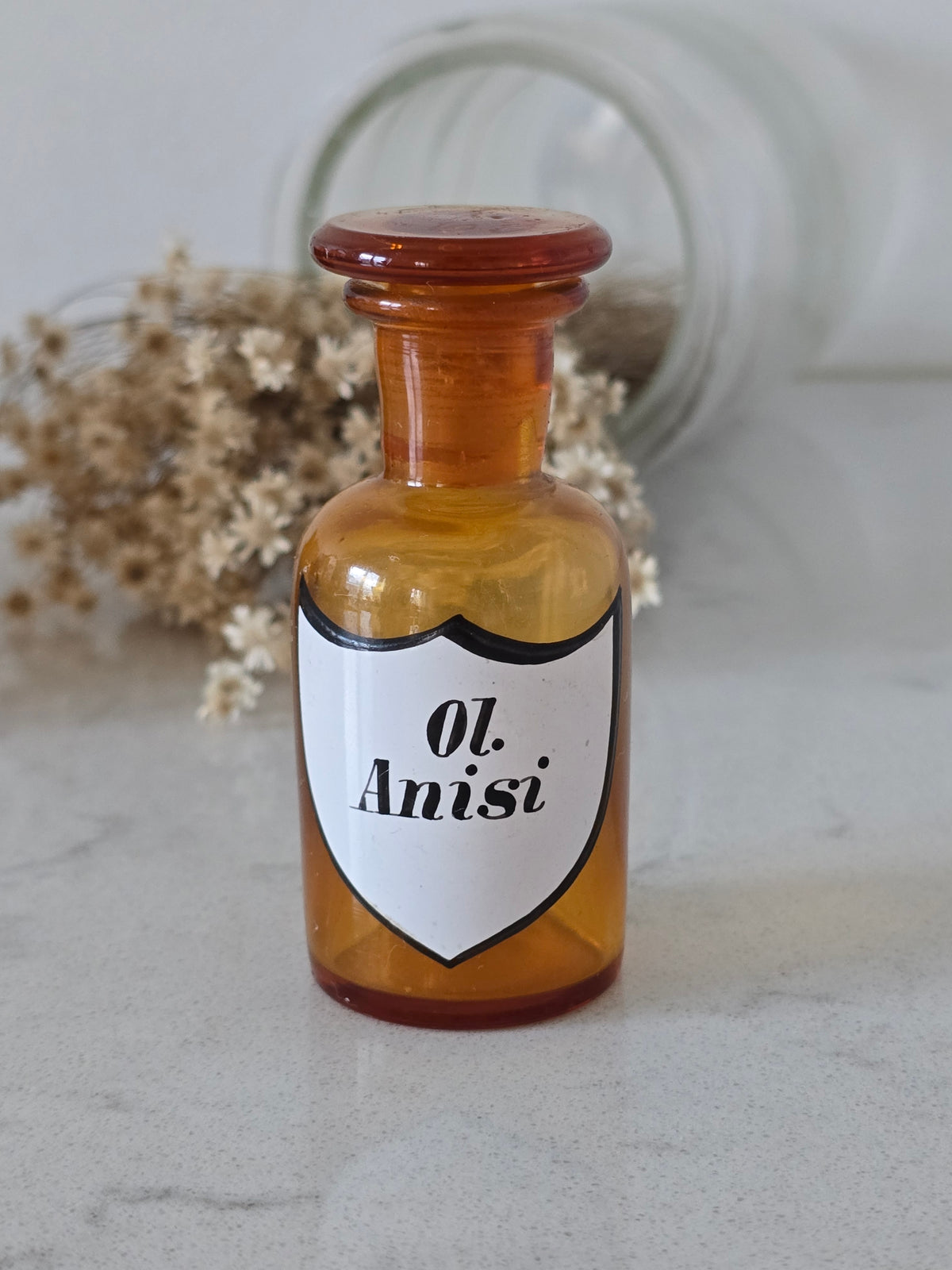 Vanhat apteekin vintage lääkepullot