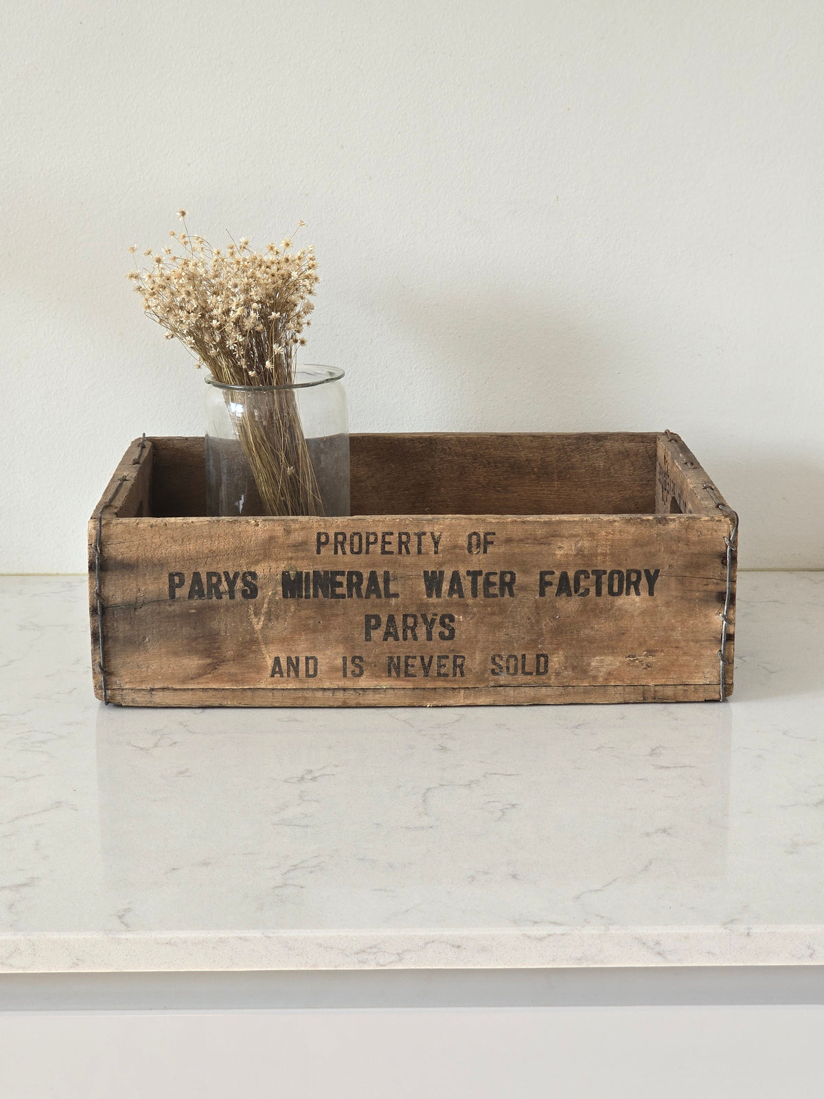 Parys Mineral Water Factory laatikko, 1900-luvun alkupuoli