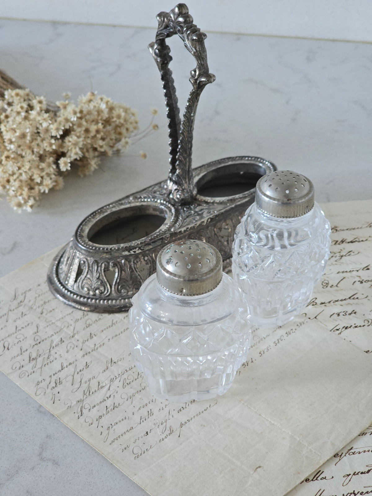 vanha italialainen vintage mausteikko