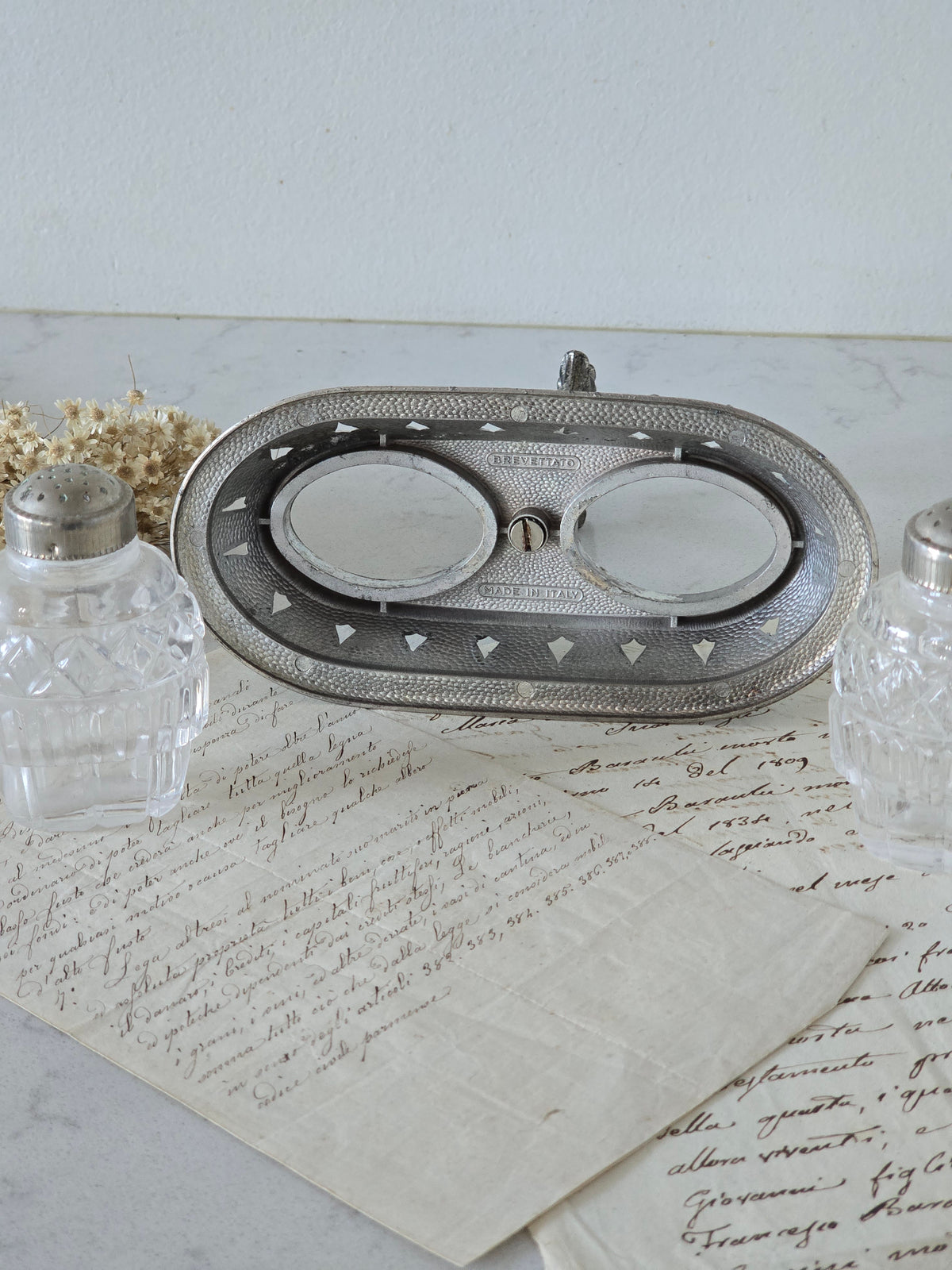 vanha italialainen vintage mausteikko