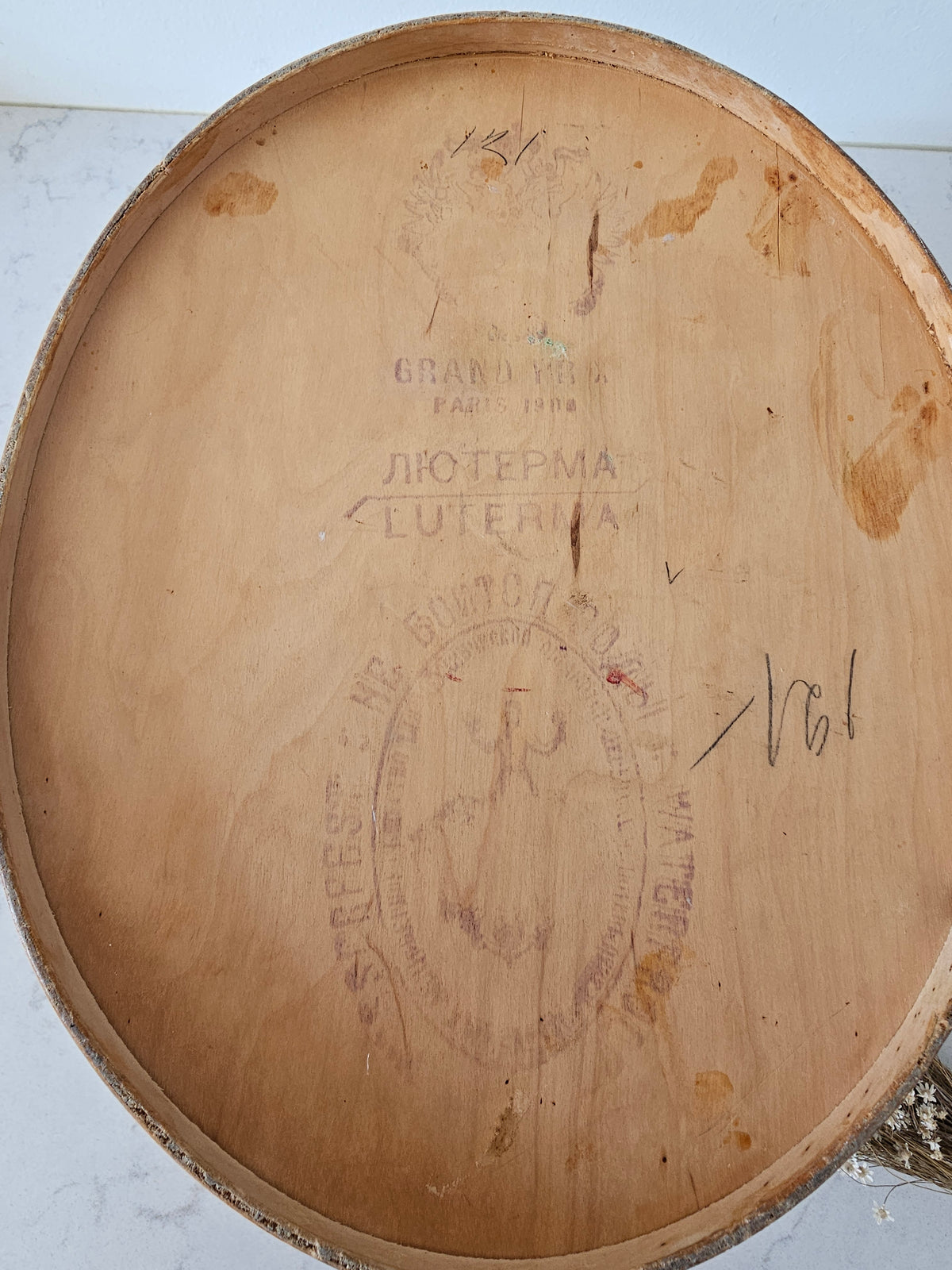 Plywood hat box, 20th century