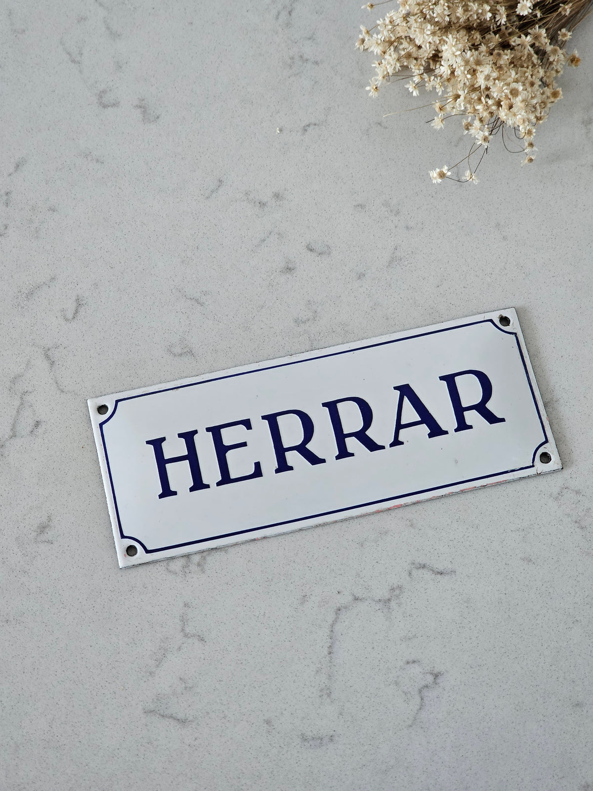 Herrar emalikyltti
