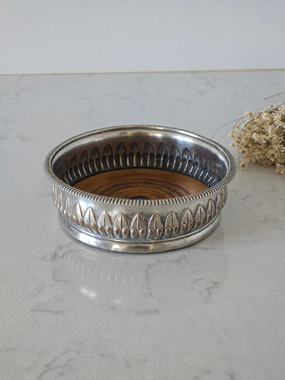 Vanha vintage viinipullon alunen Belgiasta
