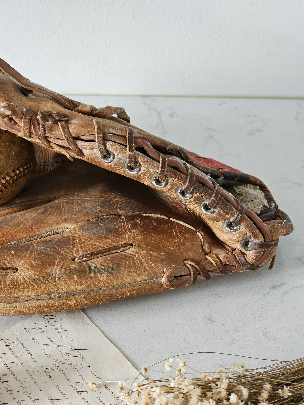  Vintage baseball-räpylä ja -pallo