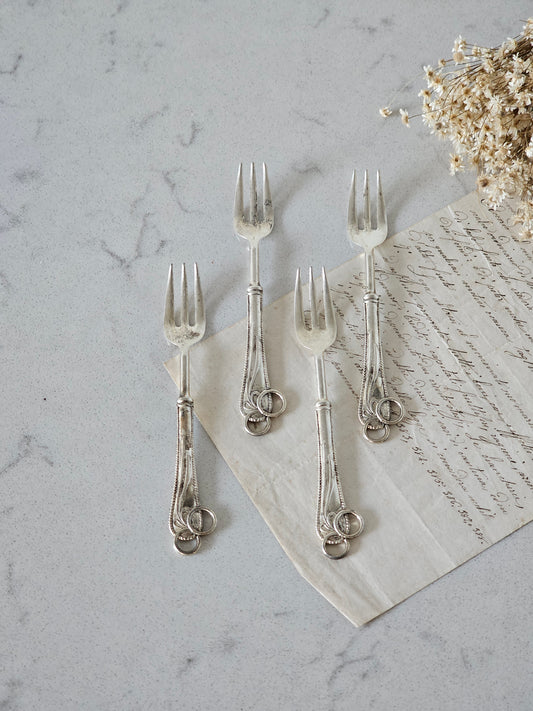 Vanhat italialaiset vintage cocktailhaarukat