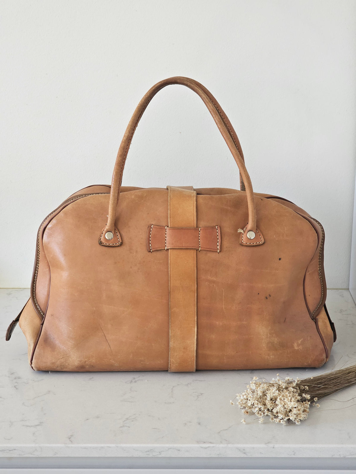 Nahkainen vintagelaukku weekend bag