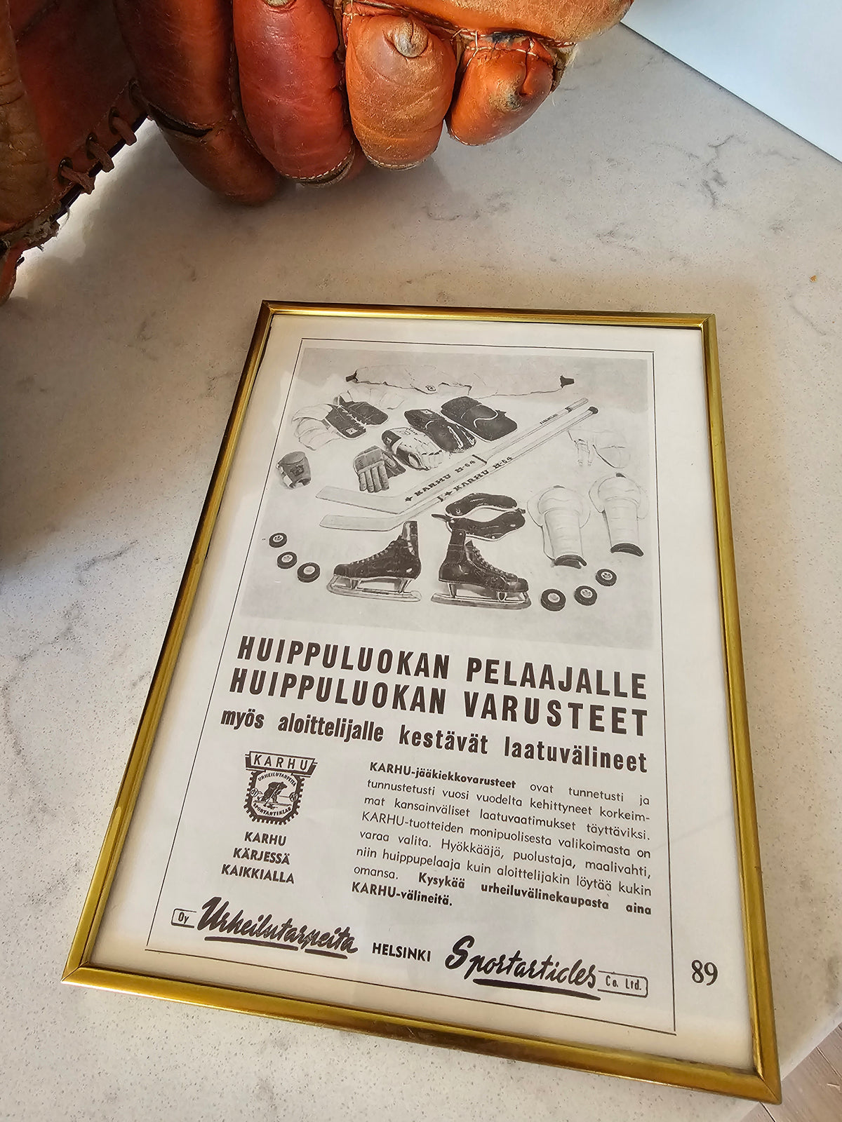 Karhu Urheilutarpeita lätkähanskat, 1960-luku
