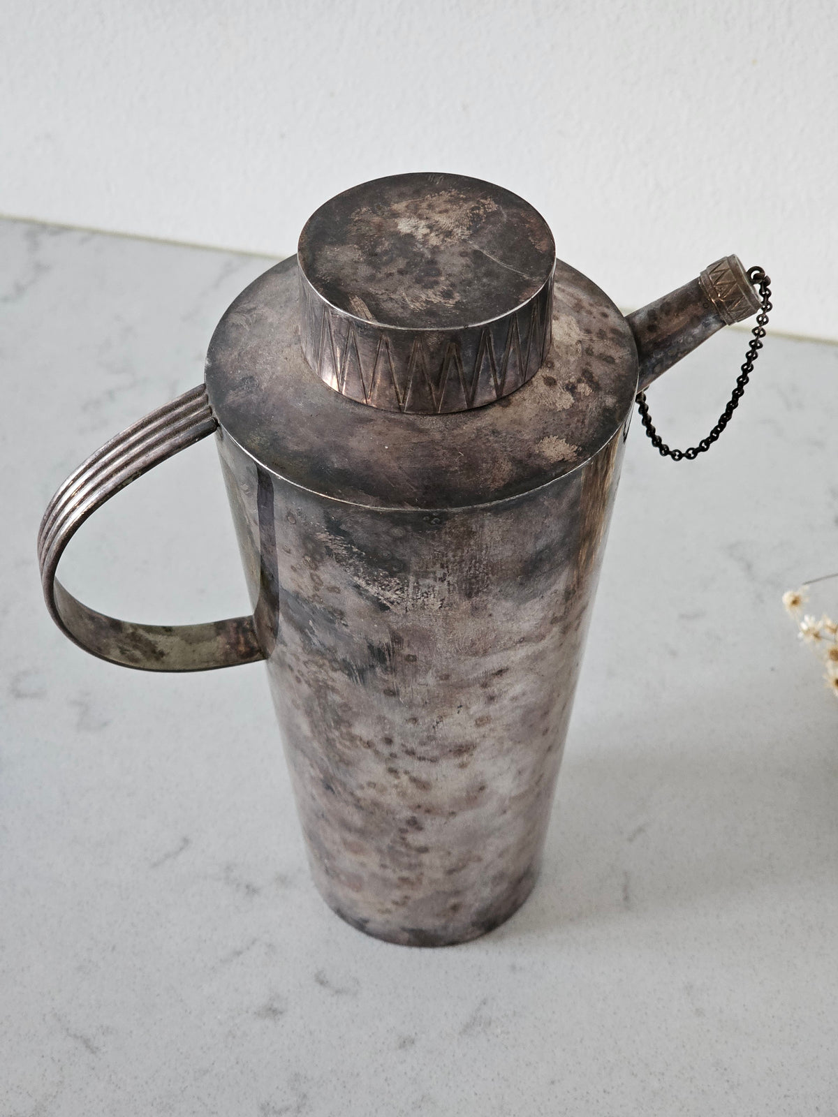 Shaker Hopeatehdas Oy