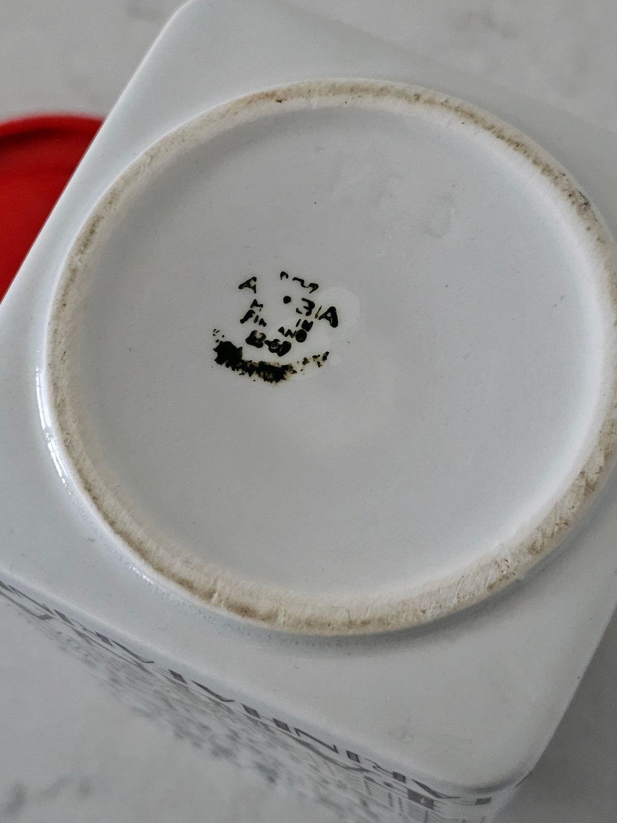Jauhopurkki Esteri Tomula