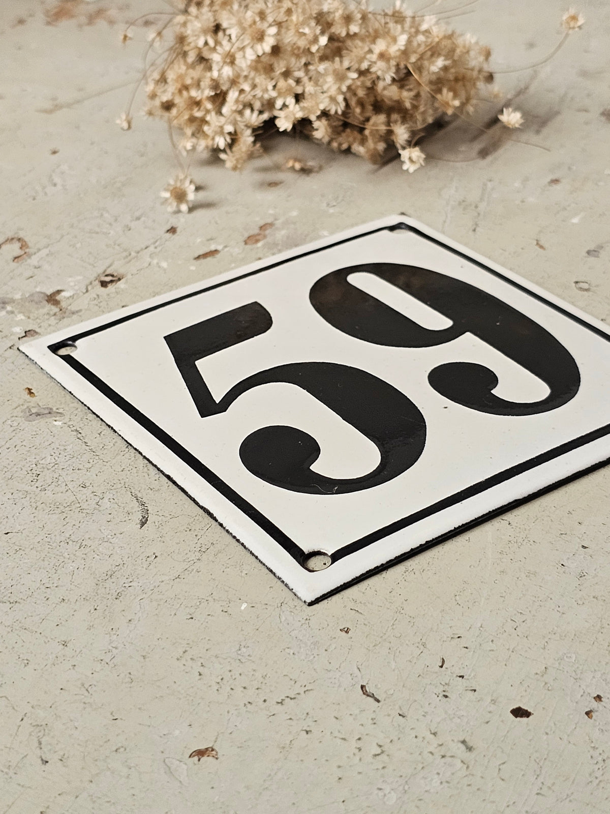 Emalinumero 59