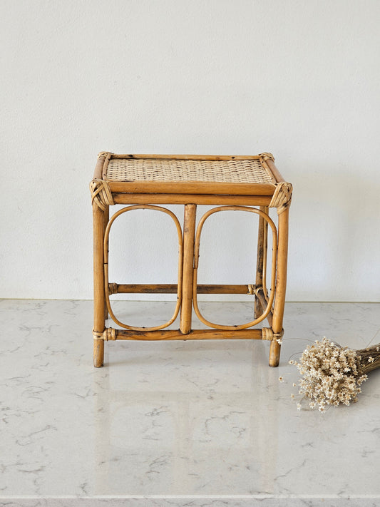 Rattan table