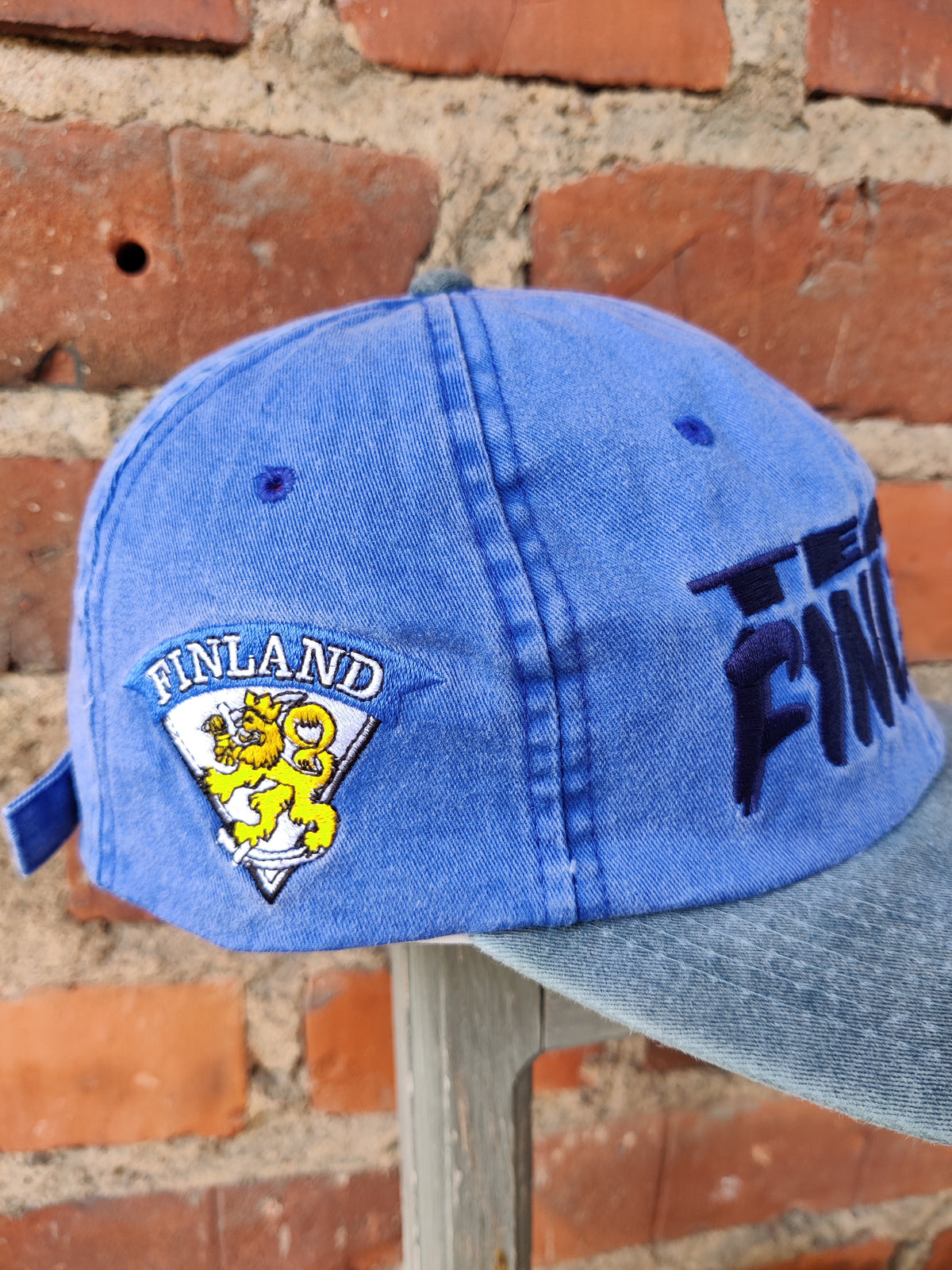 Team Finland Leijonat vintage-lippis 