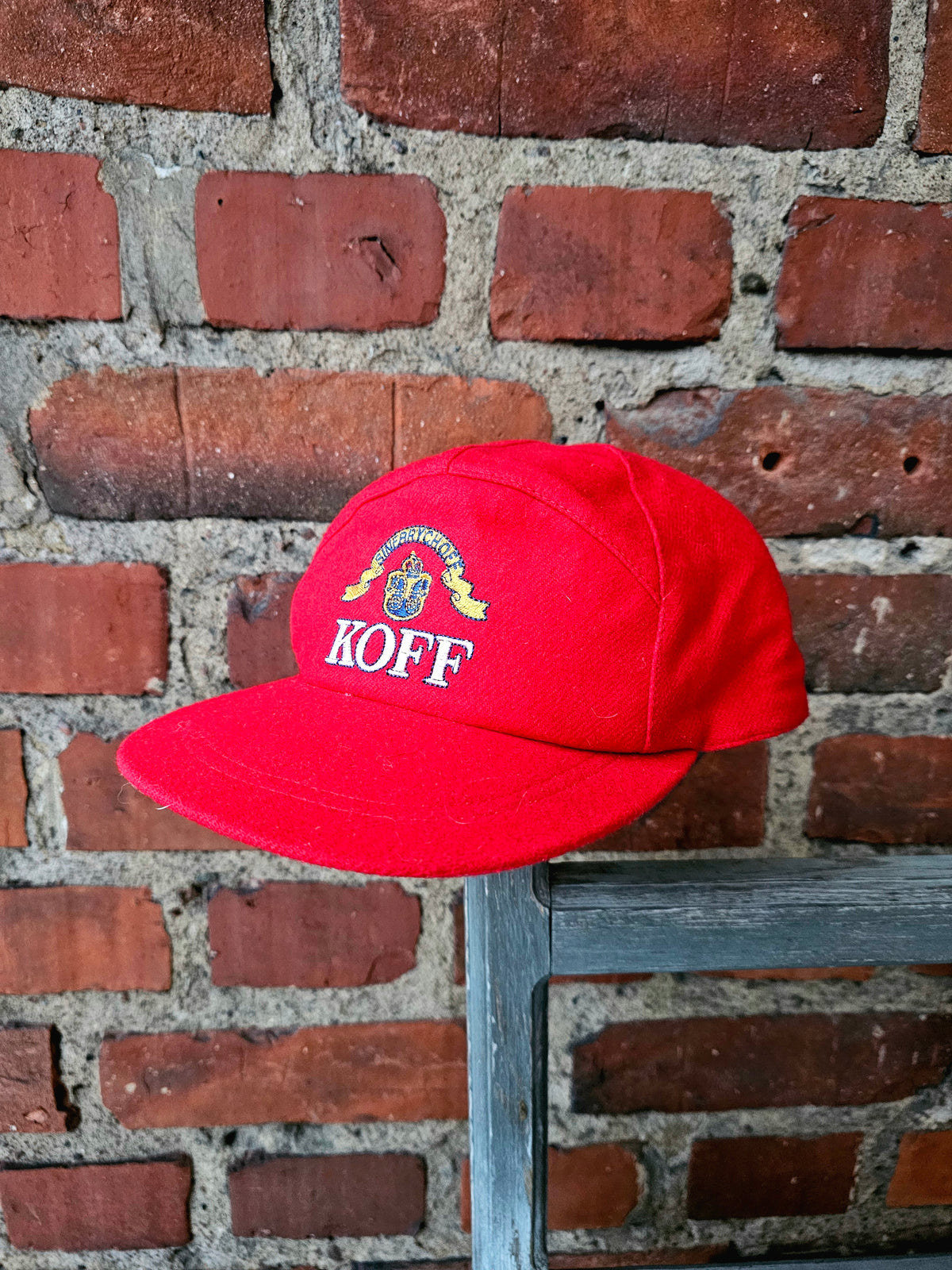 90's Koff lippis