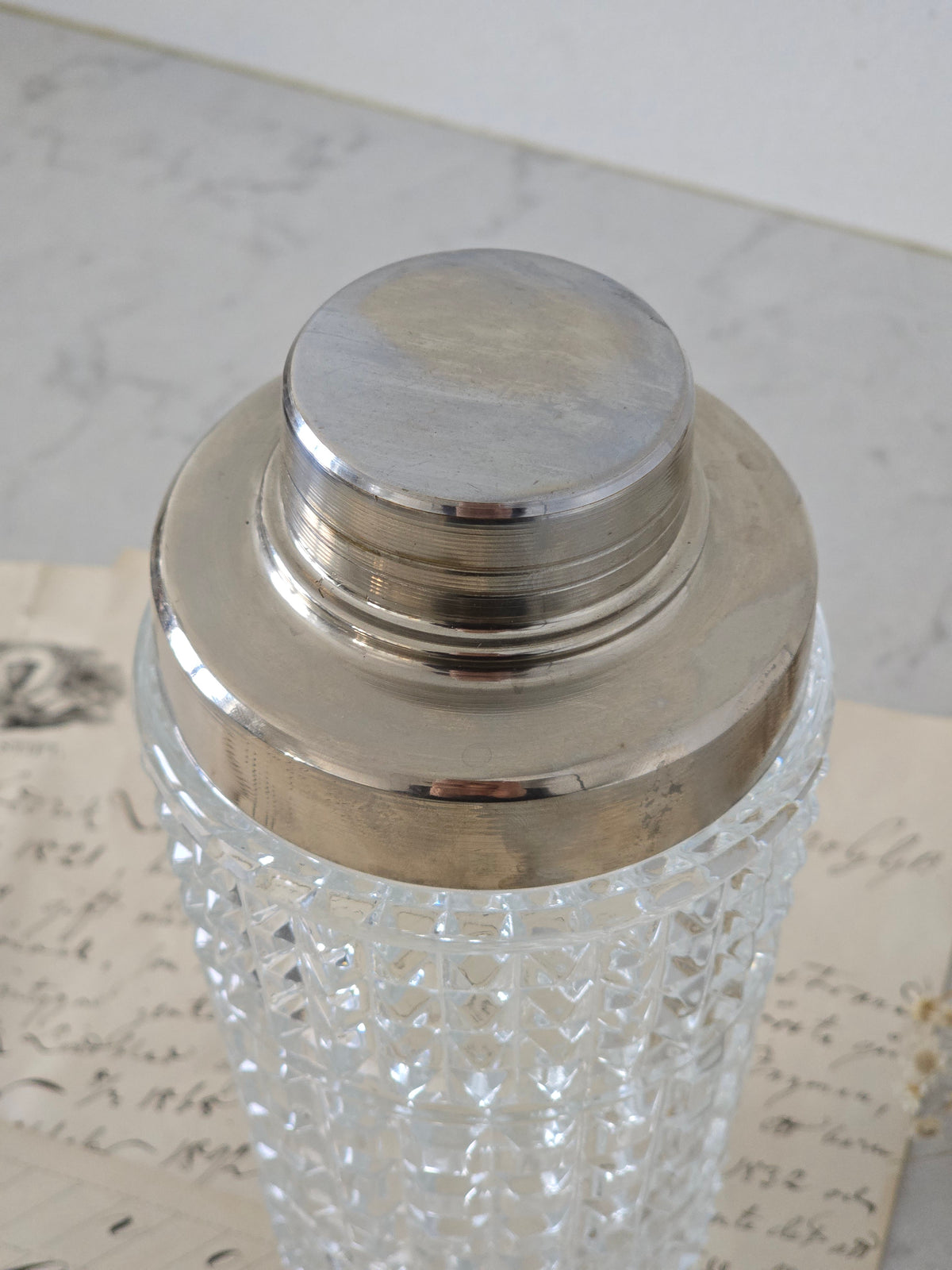 vanha kristallinen vintage shaker